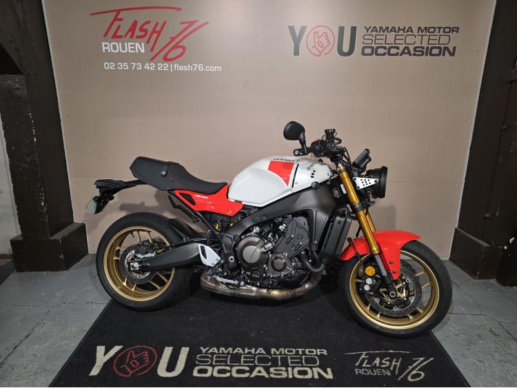 YAMAHA XSR 900