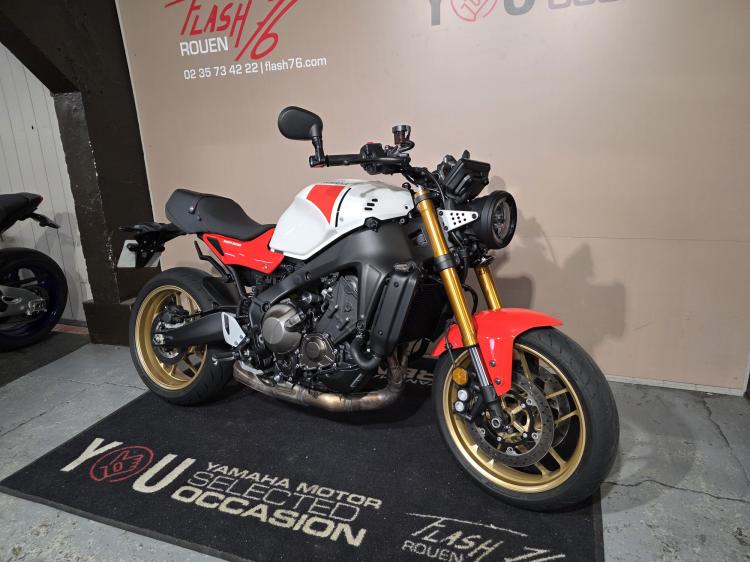 YAMAHA XSR 900
