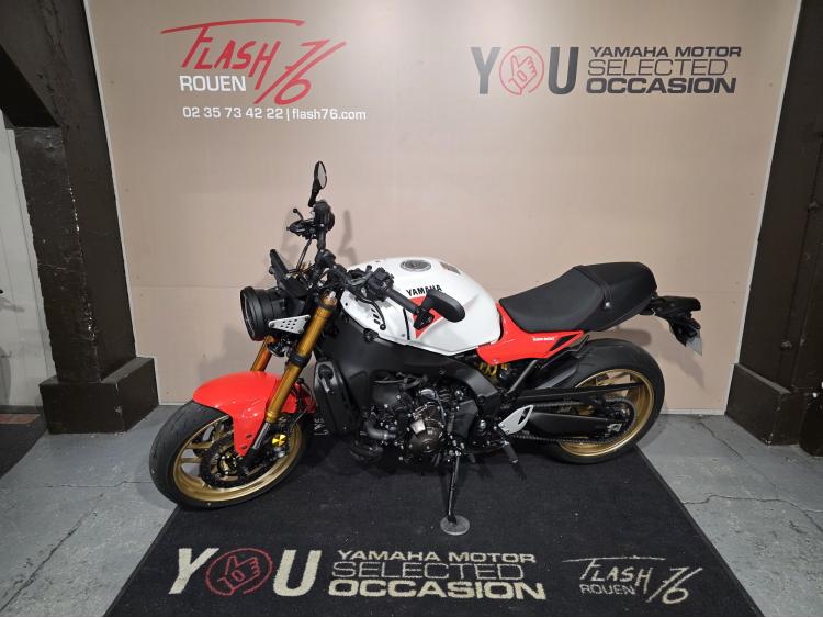YAMAHA XSR 900