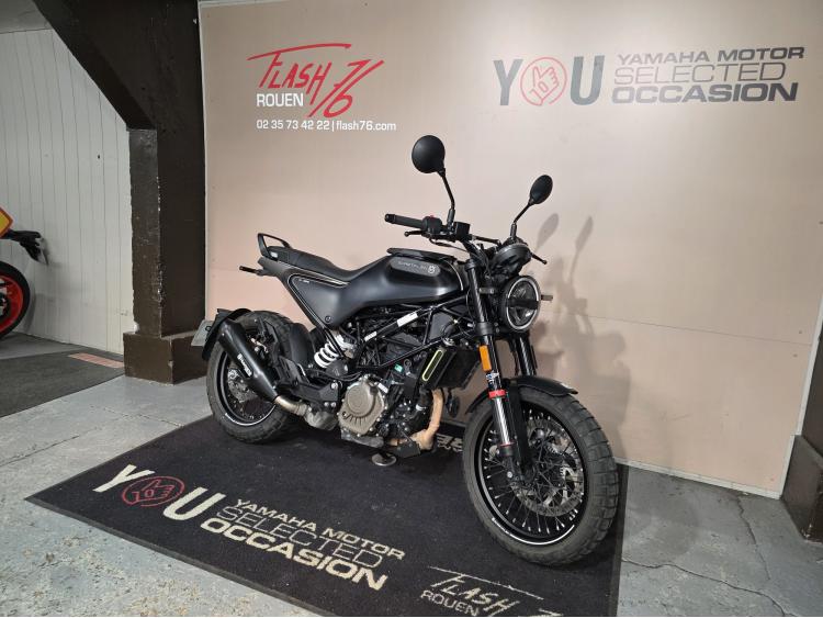 HUSQVARNA SVARTPILEN 125 ABS