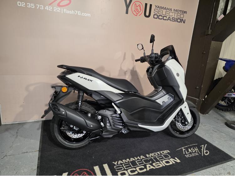 YAMAHA NMAX 125