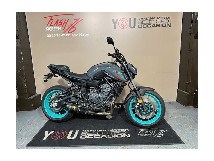 YAMAHA MT-07