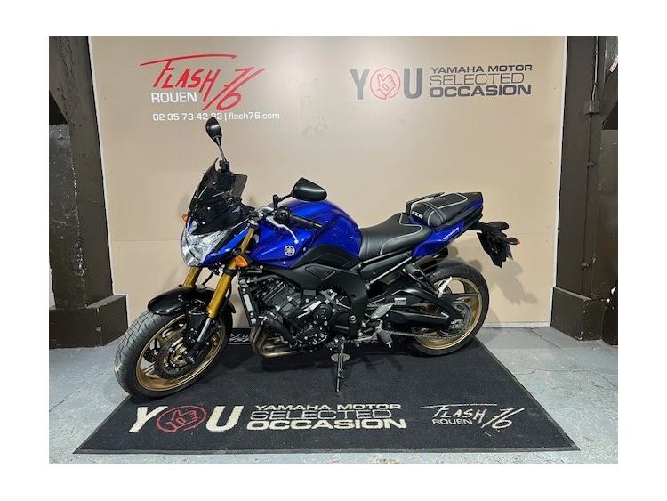 YAMAHA FZ8