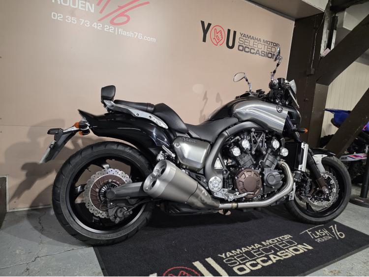 YAMAHA VMAX 1700