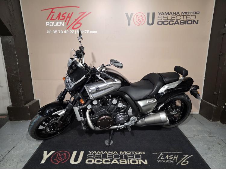 YAMAHA VMAX 1700